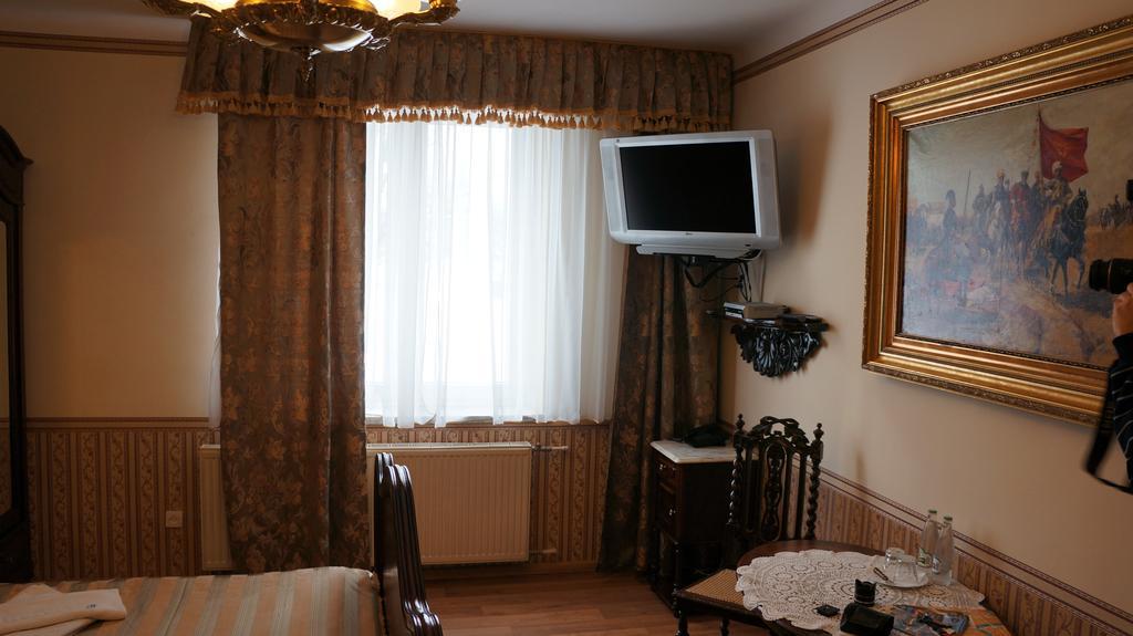 Florian Budget Rooms كراكوفيا المظهر الخارجي الصورة